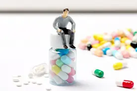 患了甲亢，如果不手术也不用碘131，就要吃一辈子的药吗？图片