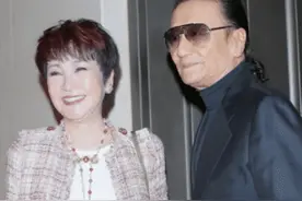 狄波拉赵雅芝合照曝光后，才懂谢贤为何夺人所爱，还是张柏芝聪明图片