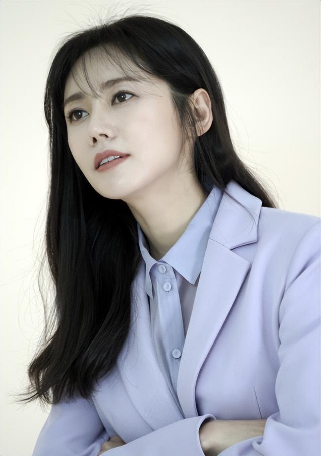 于晓光也没想到，全智贤塌房仅3天，秋瓷炫竟因一个举动口碑暴涨