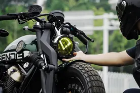 这还是拿破仑250吗？图片