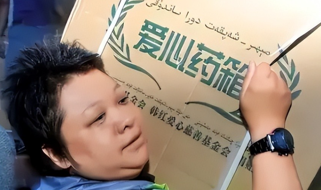 贪污上亿、假慈善？被实名举报的韩红，还是没有等来一声道歉