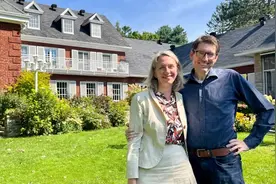 德国首次向加拿大派“夫妻档”大使图片