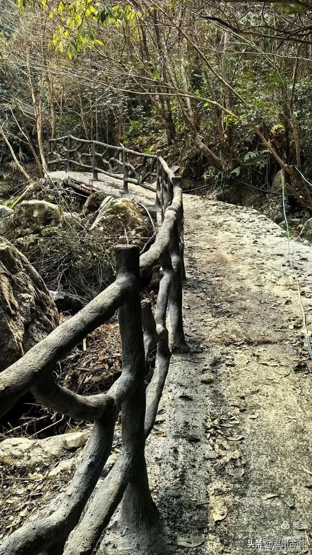 不是电影红河谷，是位于浙中川藏线的红河谷，值得你去探秘！
