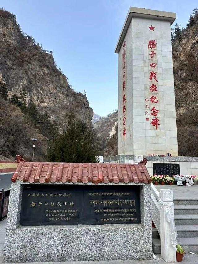 甘川交界处的一流秋色小城，青藏东缘的最后秘境，美得一塌糊涂！