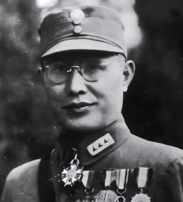 他是国军总司令，毛主席唯独不接受他投降，老蒋：我也想杀了他