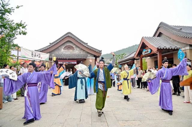 邹城峄山&曲阜尼山鲁源村联票上新 孔孟携手谱新篇