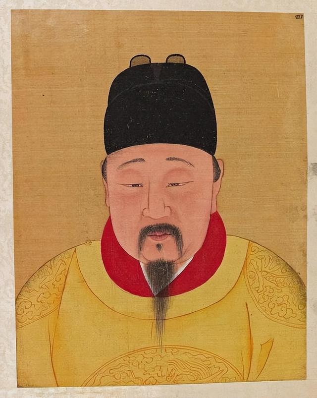 太子朱见深在洗澡，乳娘进来加水，他邀请共浴，乳娘竟同意了！