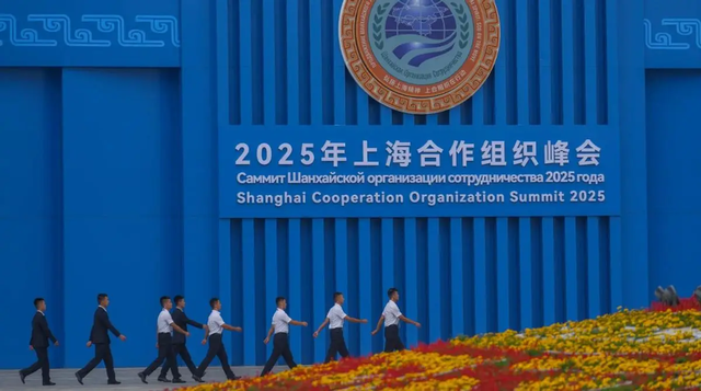 甲亢姐真的来了，之前坚信“印度比中国强大”，现在很难说出口了