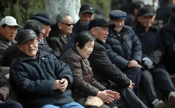 中国将迎来人口死亡高峰？22年去世1041万人，23年1110万	，去年呢