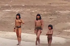 为躲避伐木者，秘鲁亚马逊原始部落，罕见露面图片