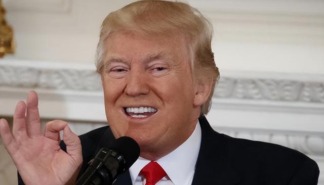 15年前就有高人警告美国，特朗普上台后全部应验了