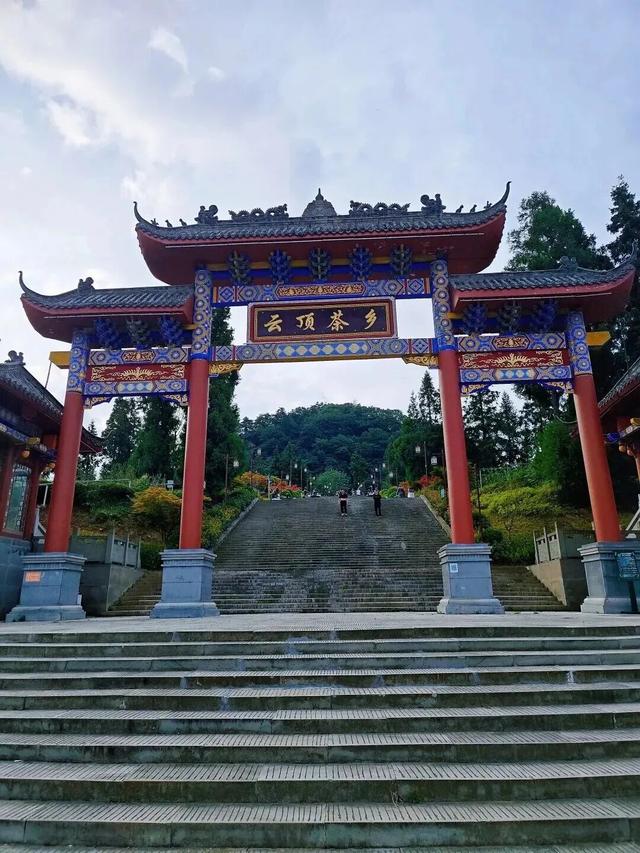 成都⇌巴中快巴仅需69元🤝冬天看雪就坐这条线！