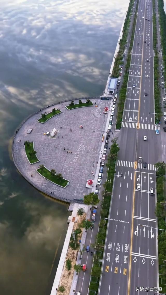外交部发言人向全球“种草”！运城“悬浮天路”惊艳海内外！