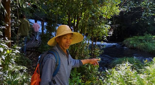 腾冲猴桥：接住徒步流量“红利” 趟出旅游致富新路