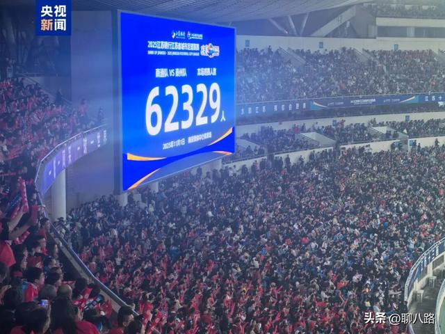 2025年，他们为什么火了？