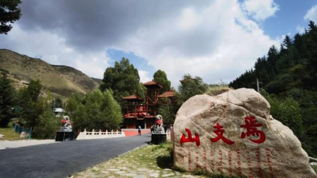 河西走廊中部的焉支山