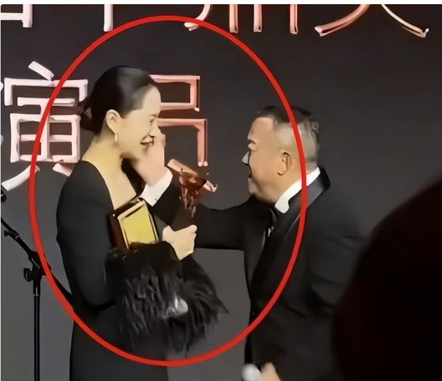 72岁曾志伟又给所有男人上一课！可以贪财，可以好色，但别踩红线