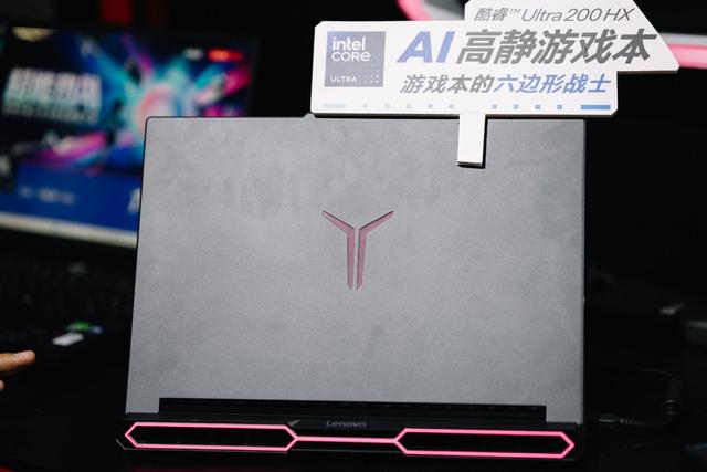BW2025：联想拯救者全系登场，AI玩法很丰富