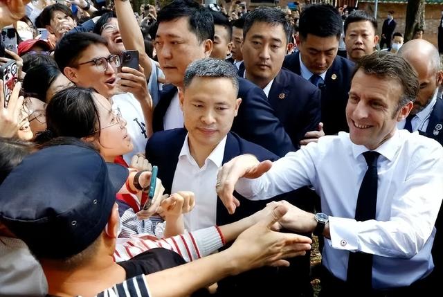 访华热乎劲刚过！马克龙对华下通牒，逼中国2选1，背后藏欧盟焦虑