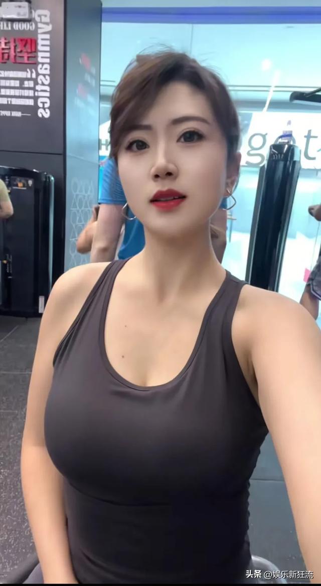 吴凡，健身十大女网红，像极了陈好，我怀疑女生也喜欢这款