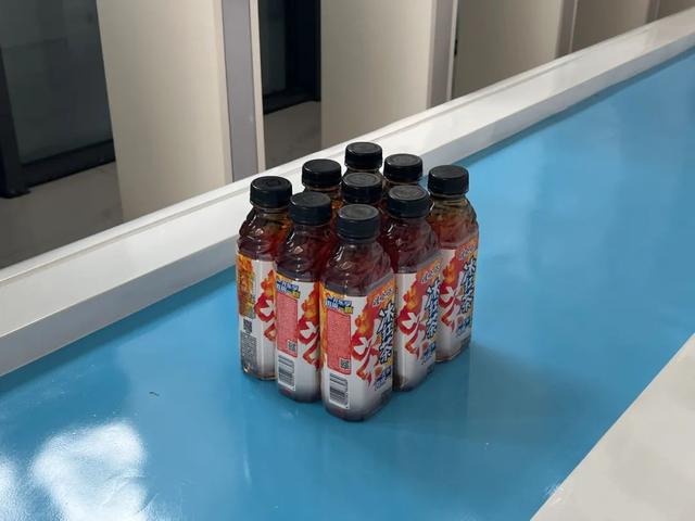 知情人：宗馥莉1个多月未出现在公司