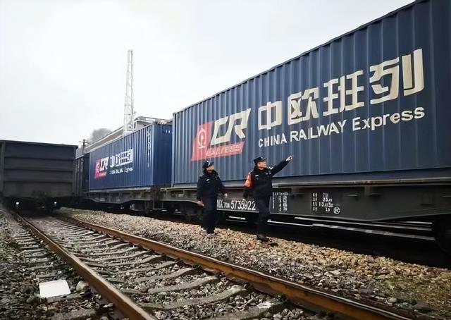 波兰万万没想到，中国竟这么狠！关闭口岸想拿捏中国，却被反制
