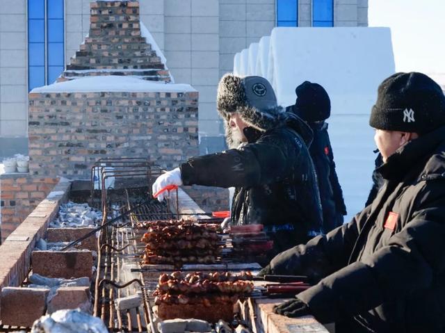 内蒙古呼伦贝尔额尔古纳市第三届中俄界河冰钓活动将于12月28日启动