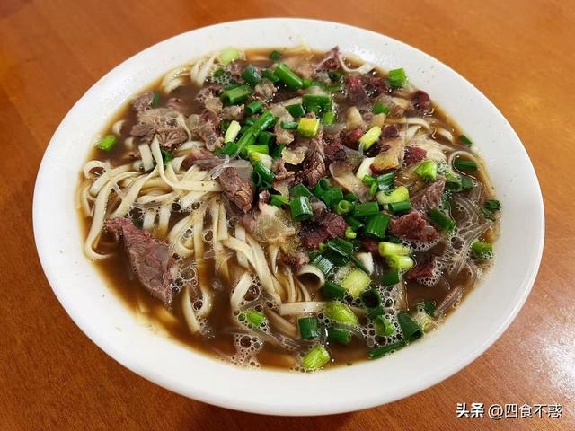 余姚：适合反向旅游的江南小城，烟火气十足的哲学圣地