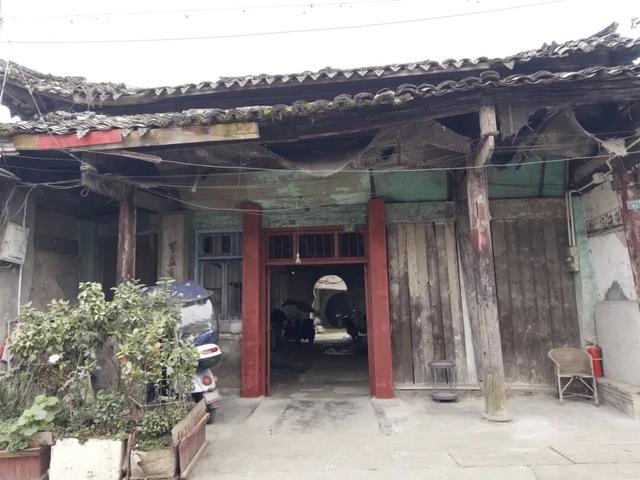 成都向西，拜访邛崃最“慢”的古镇，把千年时光泡进茶里