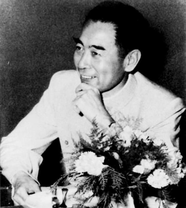 李鹏坦白和周恩来的真实关系：别人都说我是他的养子，这不正确