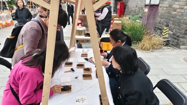 穿越了！在600岁皇家粮仓逛吃打卡……