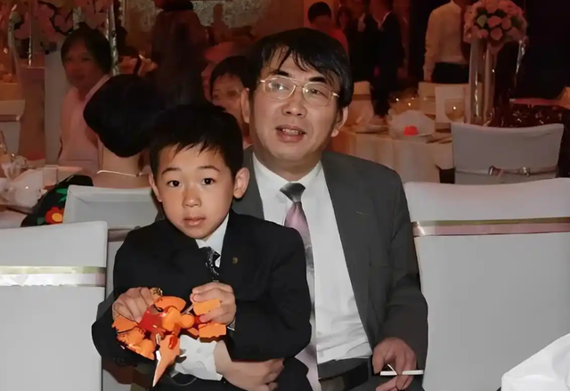 聂卫平去世不到24小时	，作呕一幕发生，私生活被扒，郎平受到牵连