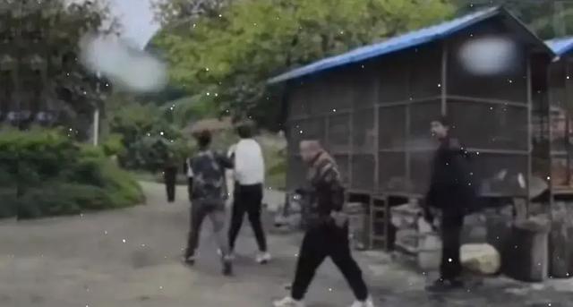 大快人心！坑惨老百姓的网红被国务院点名封杀，直播带货路到头了
