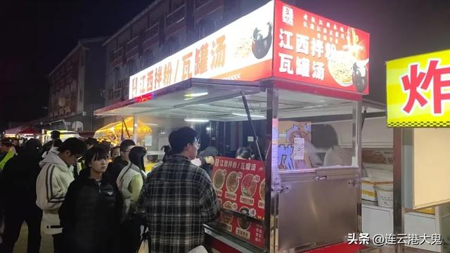 赣榆二道街人气依然火爆特别周末，下一步该思考如何提升文化内涵