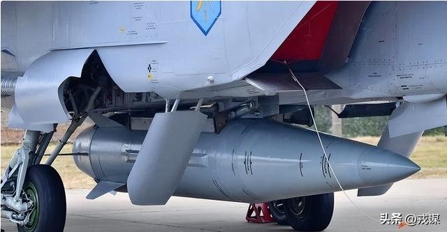 匕首导弹保不住？英乌策反俄米格31飞行员，结果被飞行员反杀！