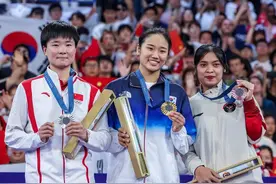 巴黎奥运会 何冰娇摘银、安赛龙夺冠，国羽2金3银收官图片