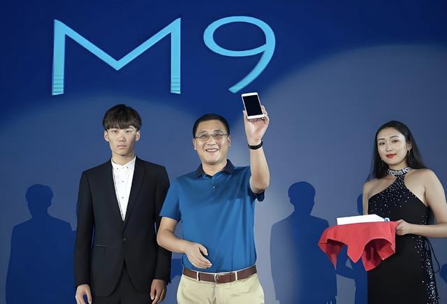 从山寨机到海外隐形冠军，陈凯峰25年手机创业的“生存密码	”