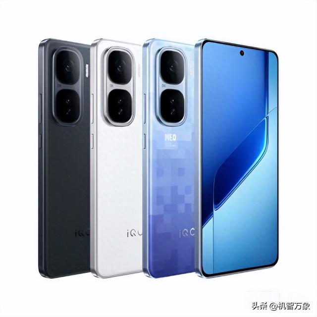 iQOO开案6.31英寸小屏性能机，处理器二选一未定，明年上半年发布