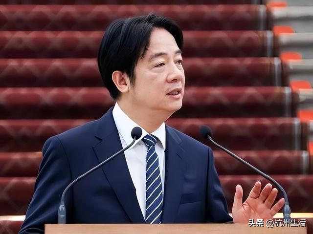 登上访华专机前，特朗普连退两步，赖清德被逼墙角，想要背水一战