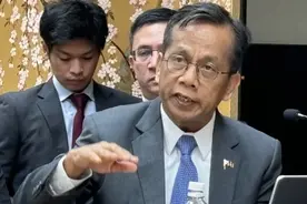 跟着美国没捞着好处，菲律宾“聪明智商占领高地”：欢迎中国投资图片