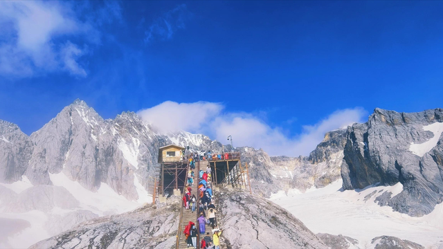 20岁女大学生玉龙雪山失联，遗体已被找到，她究竟经历了什么？