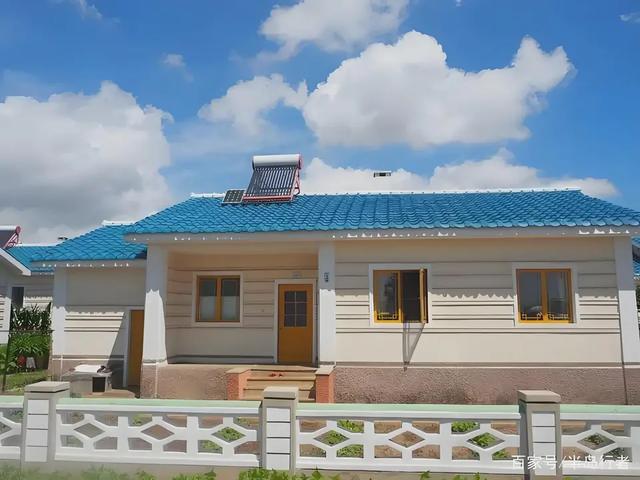 在朝鲜的玉泉国营农场，职工们可以敞开吃蔬菜，住免费的二层洋楼