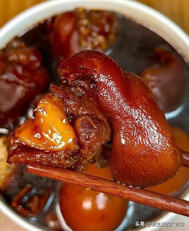 花胶红萝卜煲瘦肉汤 2026年花胶红萝卜煲瘦肉汤的做法