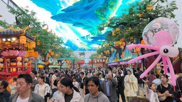 首个黄河文化不夜城点亮济南济阳引来打卡热潮