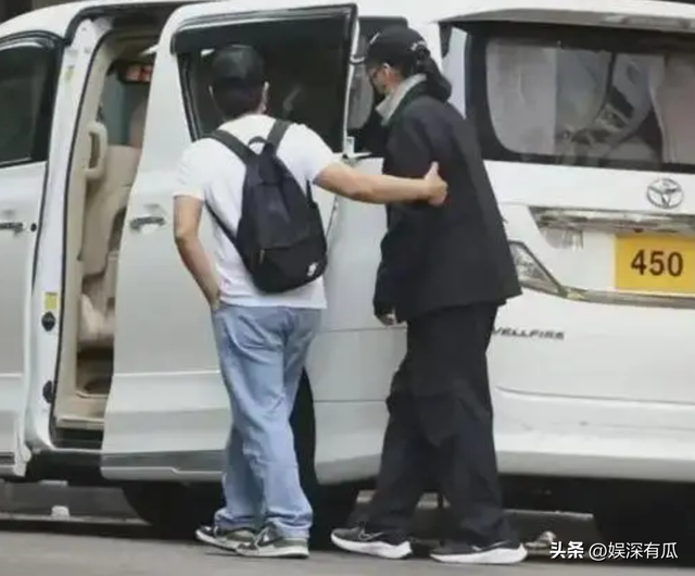 89岁谢贤生活近况曝光:四名工人24小时看护，王菲谢霆锋频繁探望
