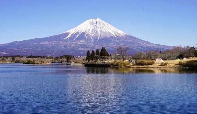 2025新宿车站转车攻略:路线、出口、转乘方式、周边景点总整理