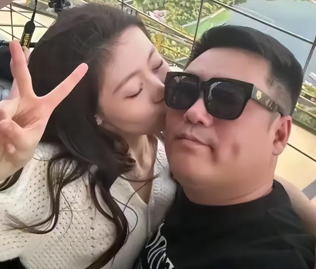 赵本山也想不到，一向老实本分的宋晓峰，会在过年前	，栽个大跟头