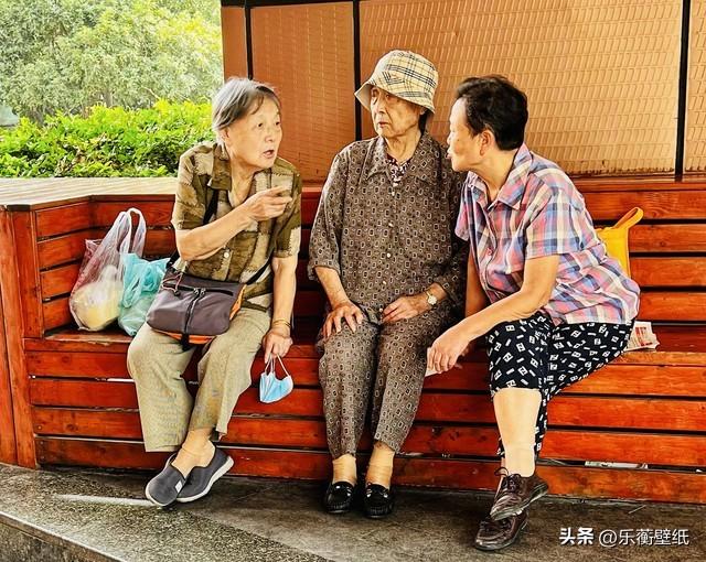 年过六十才懂：最好的晚年，就藏在这三句“人间清醒”里