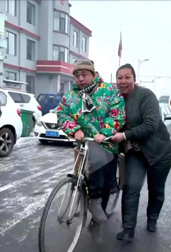 央视怒批，国务院点名封杀！这几位"坑蒙拐骗"的大网红，彻底凉凉