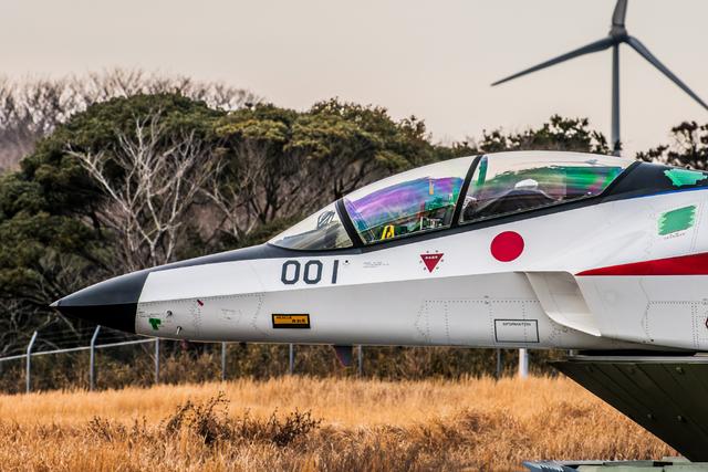 高市早苗另辟蹊径，大幅提高强军预算，我们低估了这场“阳谋”！